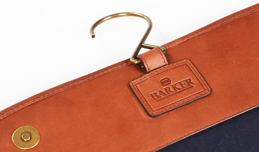 Selkirk – Hanging Wash Bag Brown Oiled Pull-Up